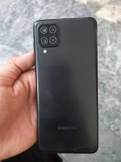 Samsung galaxy A12.