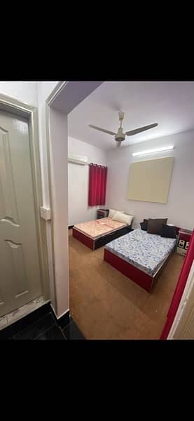 fully furnished luxury rooms are available for rent best location lhr 16