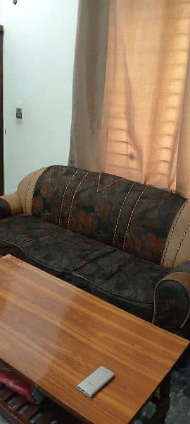 Sofa Set (3 Seater + 1 Seater 2 Qty) 1