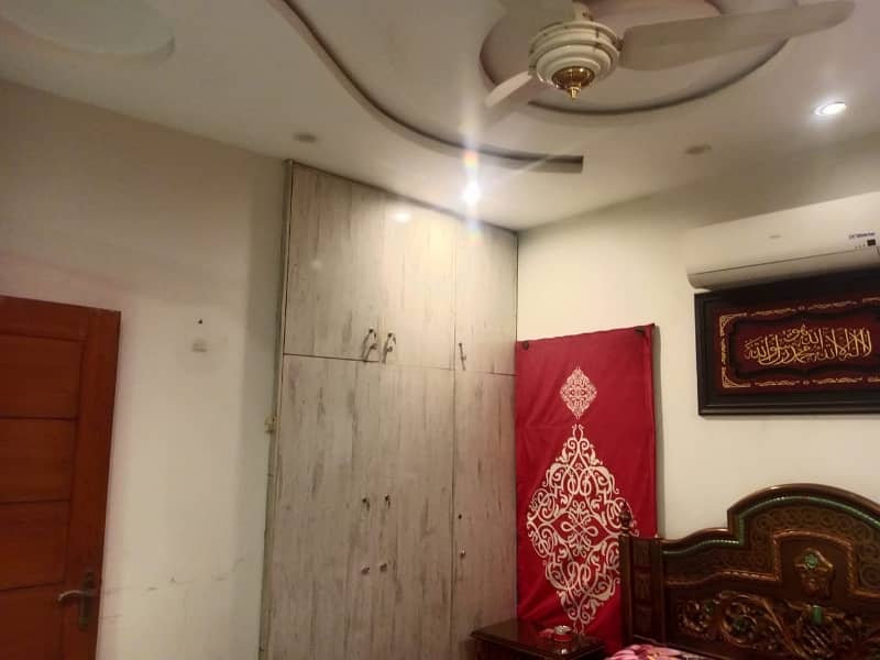 5.5 Marla Luxury Owner Build Corner Outclass Location Hot Block Johar Town 3