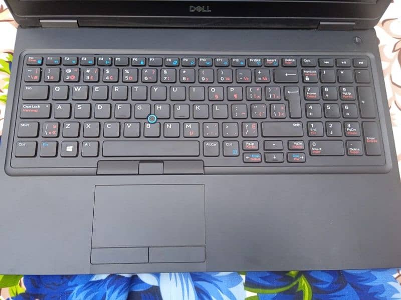 Dell Precision 3530 Workstation Laptop 5