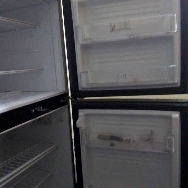 Refrigerator with Freezer - In Great Condition. 9