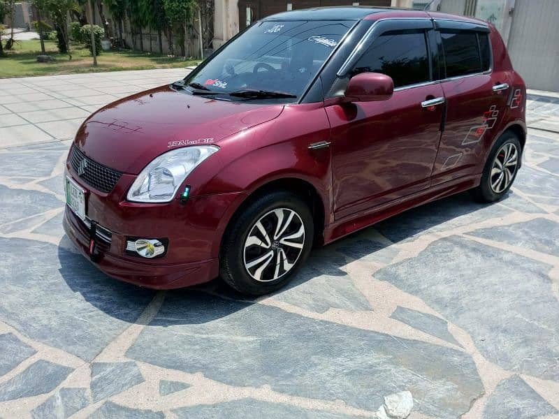 Fabulous condition 2012 swift original condition. sporty Look 7