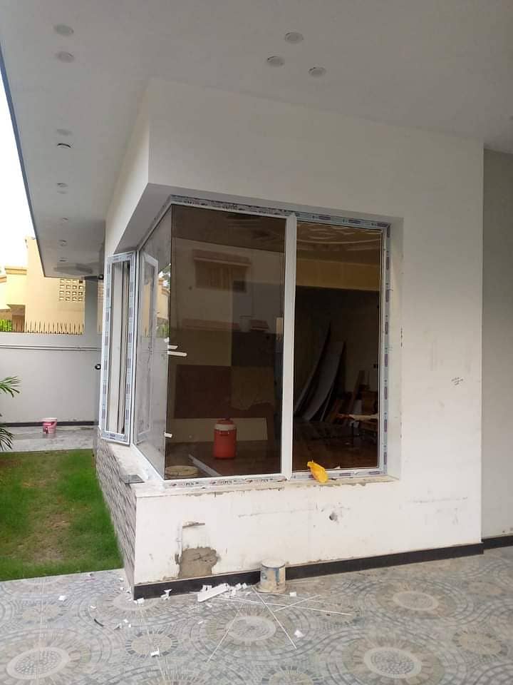 Upvc window/pvc door fitting/setting /all work in karachi 3