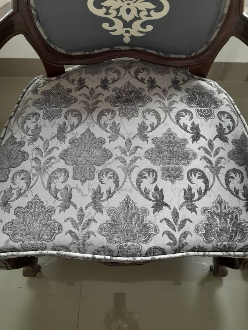 Ottoman Chairs 3