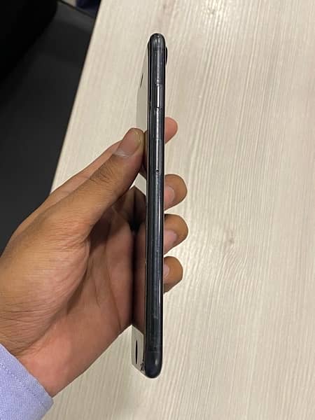 Iphone 7 plus 128 GB PTA approved with box 4