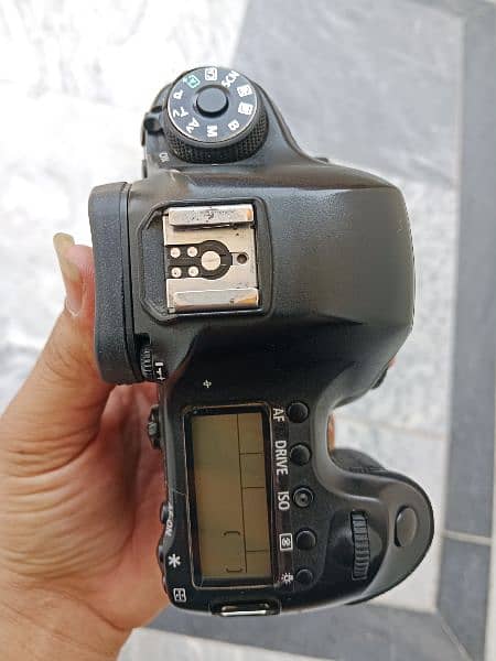 Canon 6D ONLY body 2