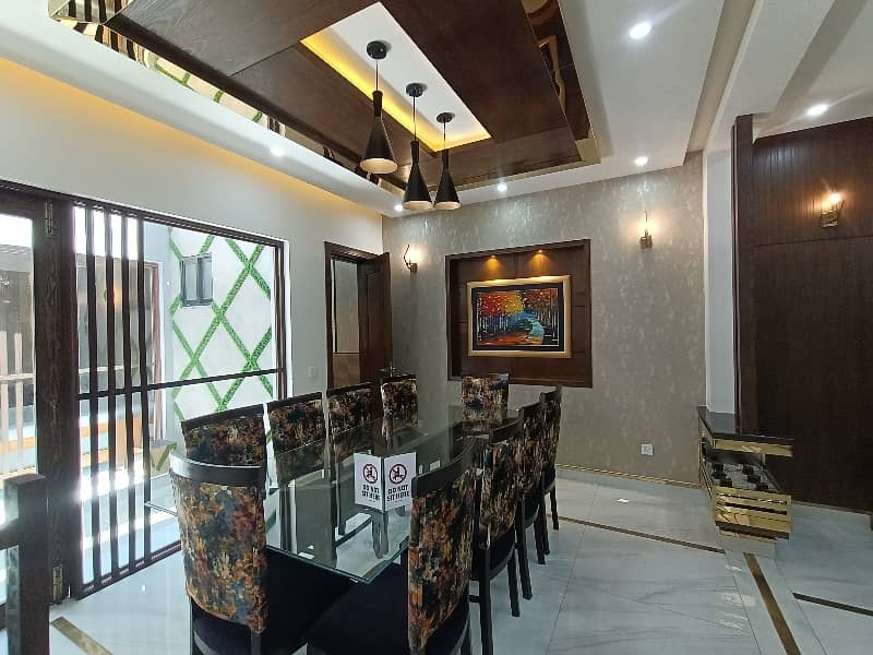 1 kanal modern furnished house for sale in PCSIR 2 7