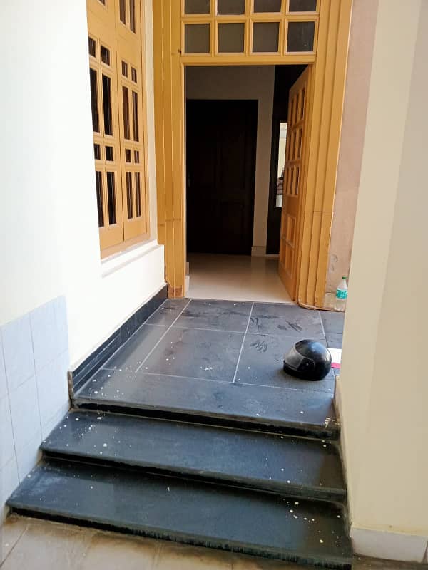 VIP 10 Marla Double Storey House For Rent in Madina Town, Faisalabad 4