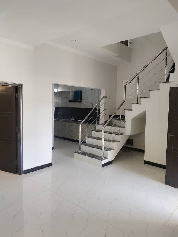 125 SQYD luxury villa available for rent in Bahria Town Karachi 19