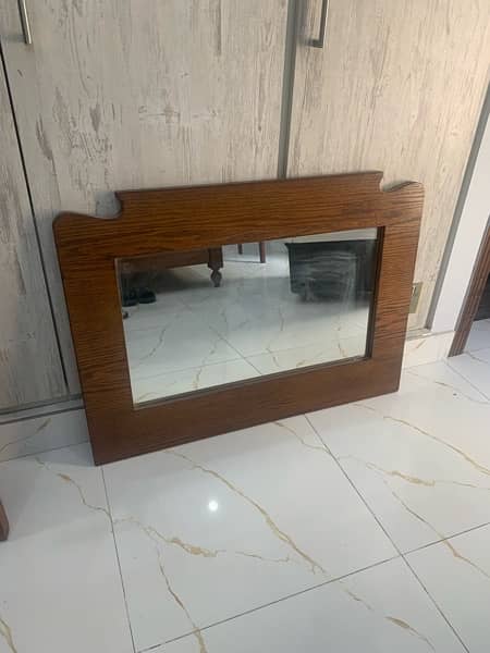 Interwood bed side tables with wall mirror 6