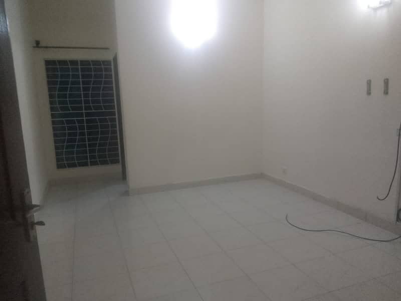 10 MARLA LOWER PORTION FOR RENT WITH MINIMUM RENT IN PHASE 8 1