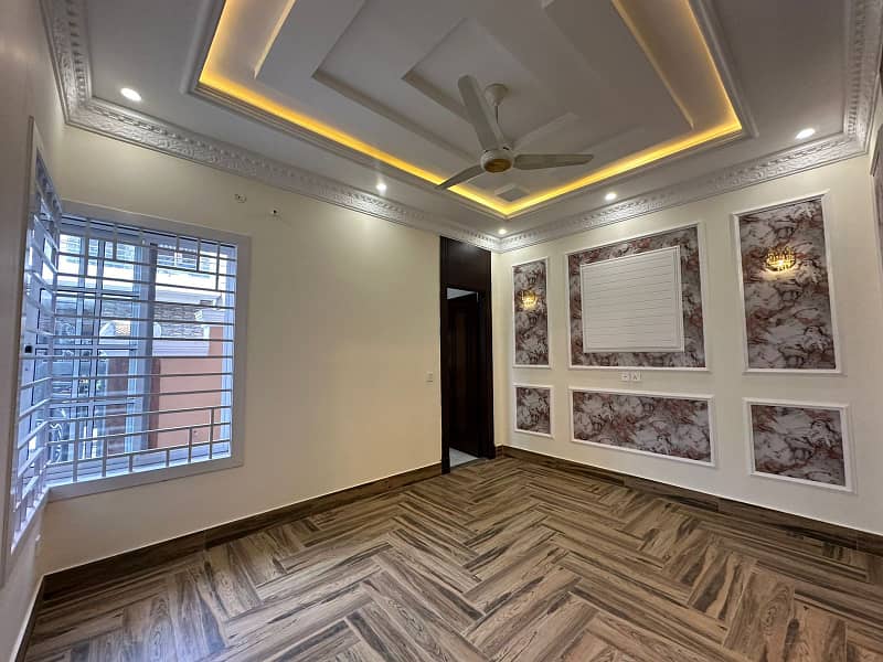 6 Marla Spanish House Available For Sale In Diamond City Sialkot 2
