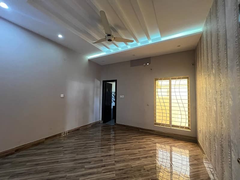 8 Marla Beautiful House Available For Rent In Kent Housing Sialkot 6