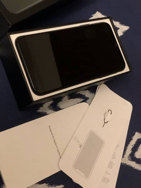 iPhone 11 Pro max PTA With BOX 1