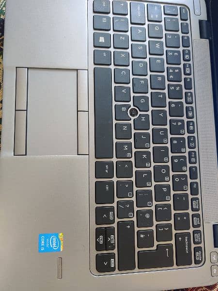 HP EliteBook 820 G2 for sale 1