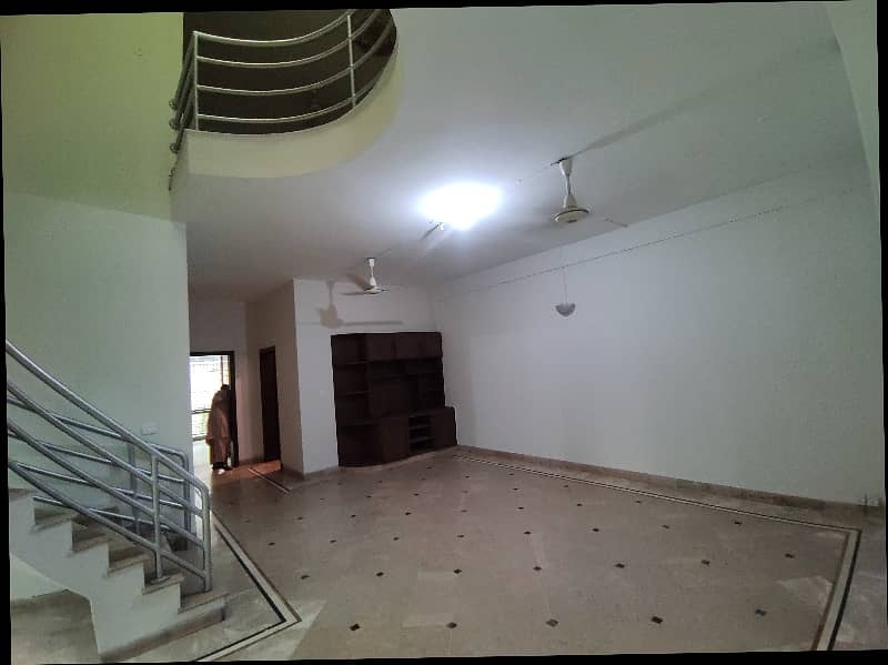 1-Kanal House with 6-Bed Rooms, 3-Kitchens, Basement Next to National Hospital for Rent 20