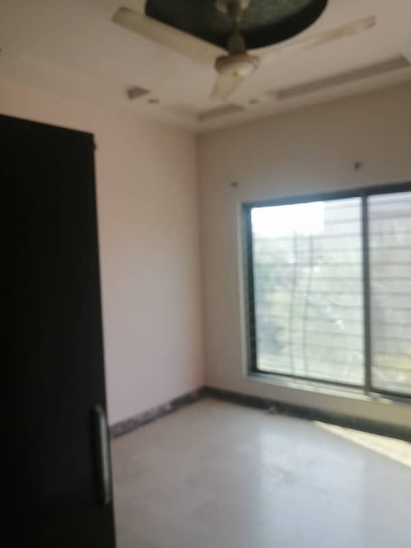 Spacious 5 Marla Full House with 3 Bedrooms in Prime DHA Phase 5 Location (Block B) 12
