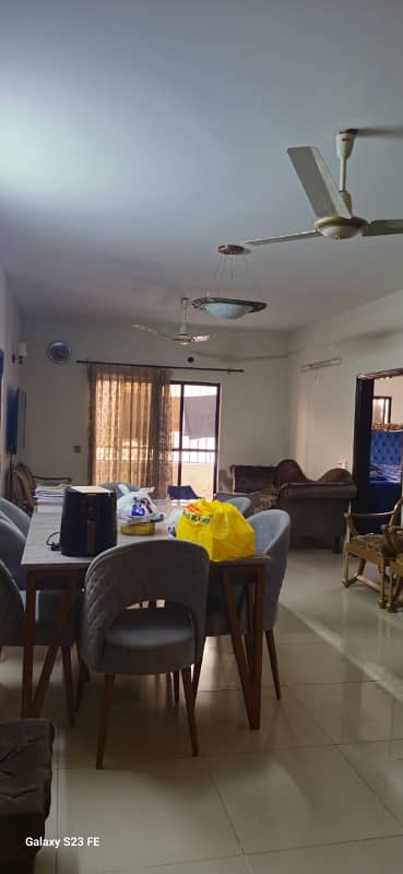 Gorigeous 2400 Square Feet Flat For Rent Available In Gulshan-E-Iqbal - Block 10-A 6