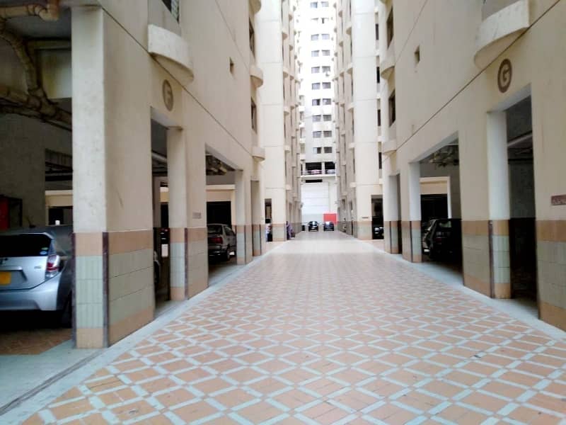 Spacious Flat Is Available In Gulshan-E-Iqbal - Block 10-A For Sale 10