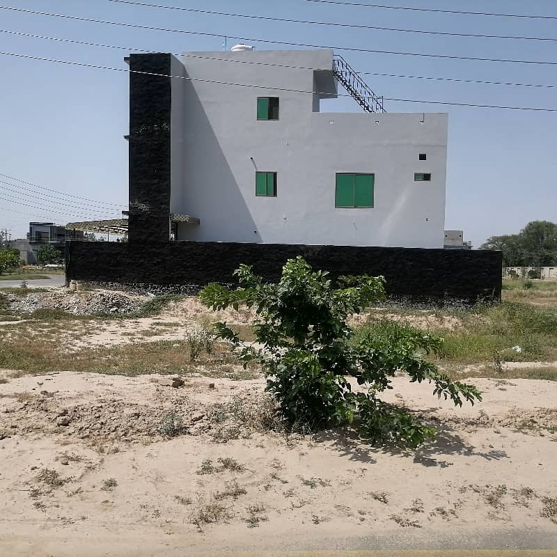 Affordable Residential Plot For Sale In Punjab Government Servant Housing Scheme Main 100 Ft Road urgentl 5.36 marla 6