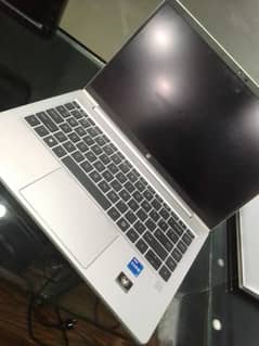 hp pro book 440 G9 used like new