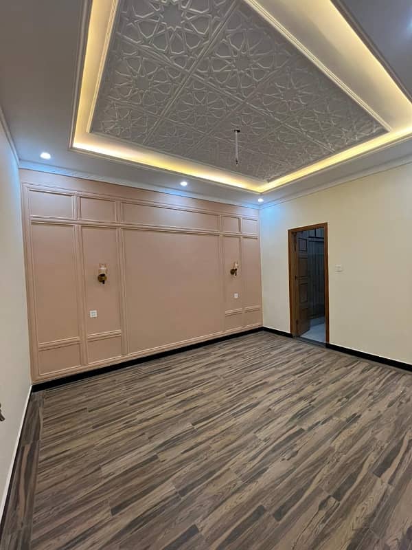 Prime Location 5 Marla House Is Available For sale In Sufiyan Garden 10