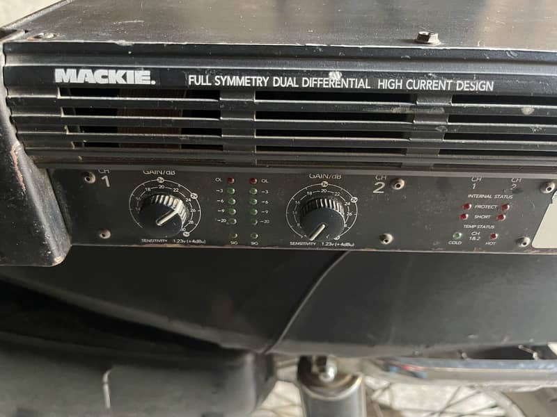 PHONIC MAX1500 AND MACKIE M-1400 POWER AMPLIFIRE FOR DJ SOUND SYSTEM 5