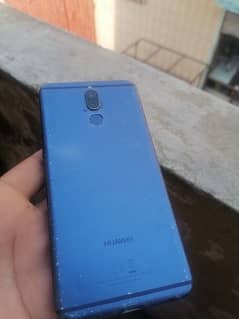 Huawei Mate 10 light