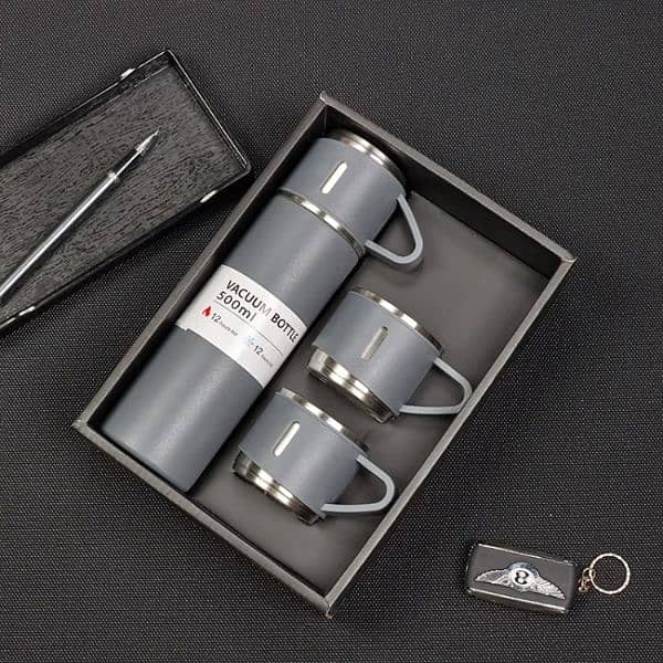 Flask Water Bottle with Cups | Gift Pack Summer Bottles Gift 1