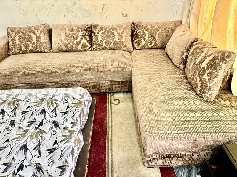 L Shaped Neat & Clean Sofa For sale 3