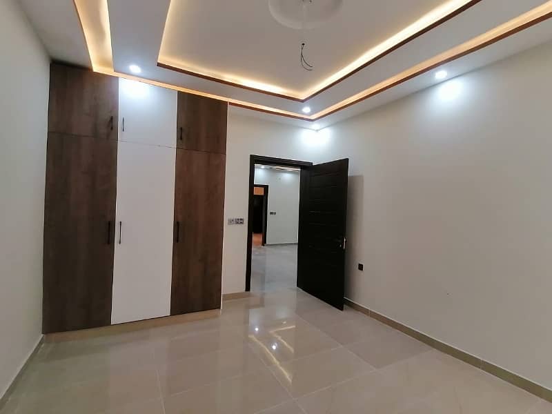 House For Sale In Jhangeer Town Aimnbad Road 12