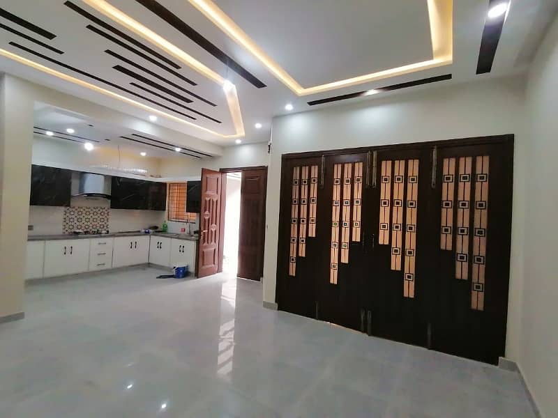 House For Sale In Jhangeer Town Aimnbad Road 27