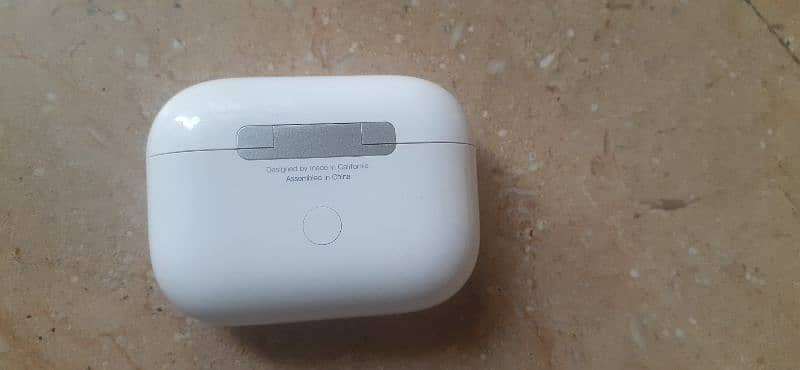 Airpods Pro 2 (Only 1 week used) 1