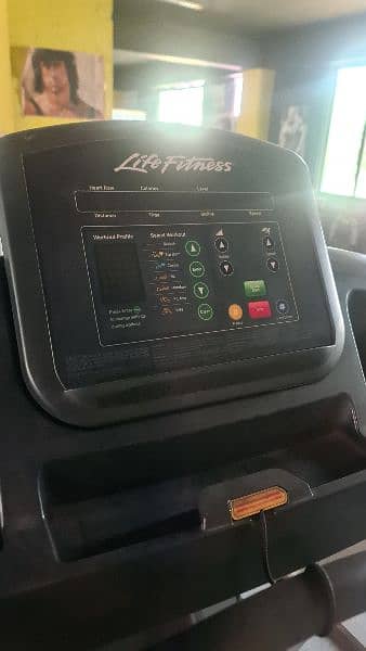 lifefitness treadmill 1