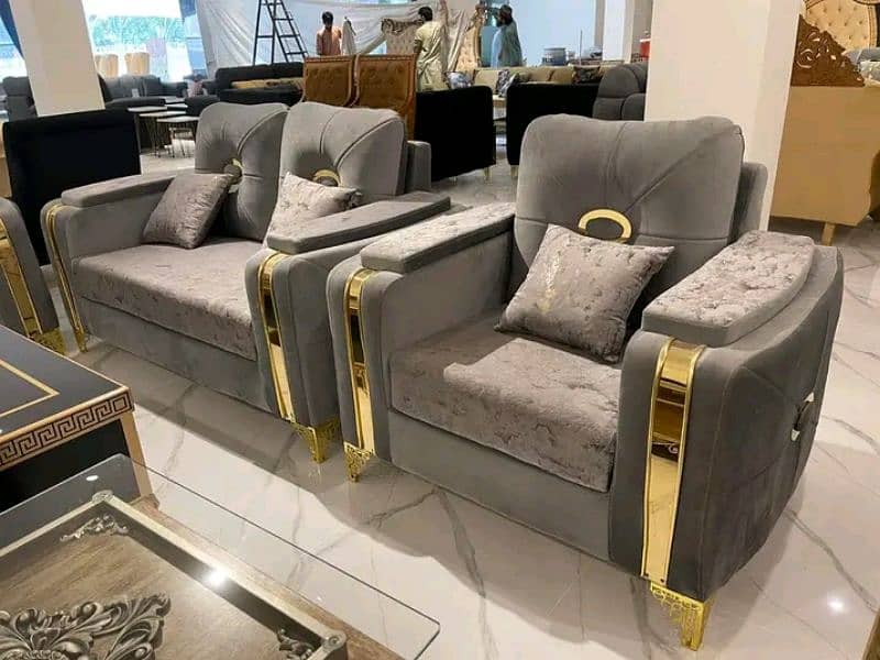Luxury Sofa Set Available 15