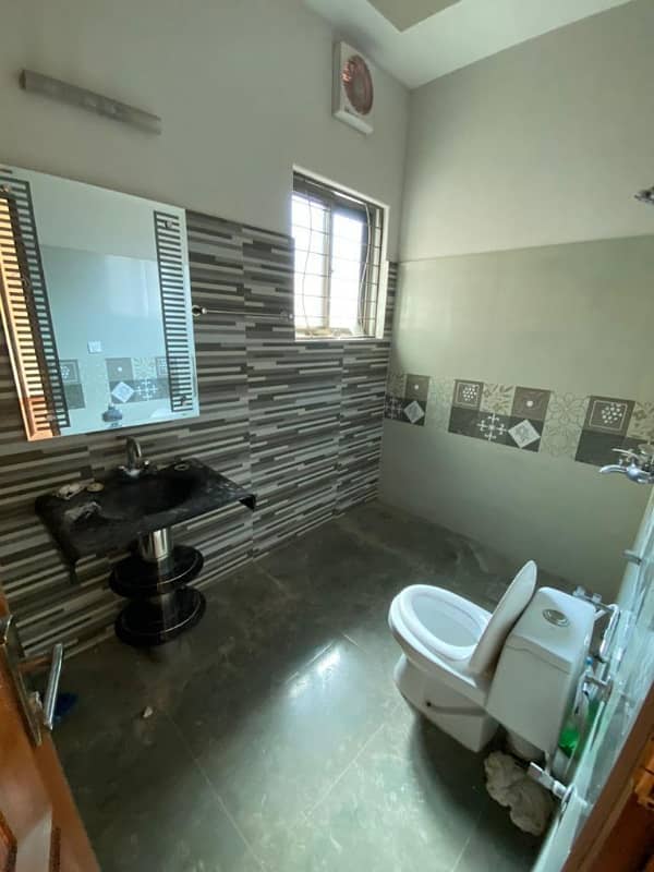 8 Marla VIP Brand New Full Tile Floor VIP Lower Portion For Rent In Johar Town Phase 2 7