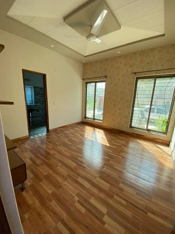 8 Marla VIP Brand New Full Tile Floor VIP Lower Portion For Rent In Johar Town Phase 2 9