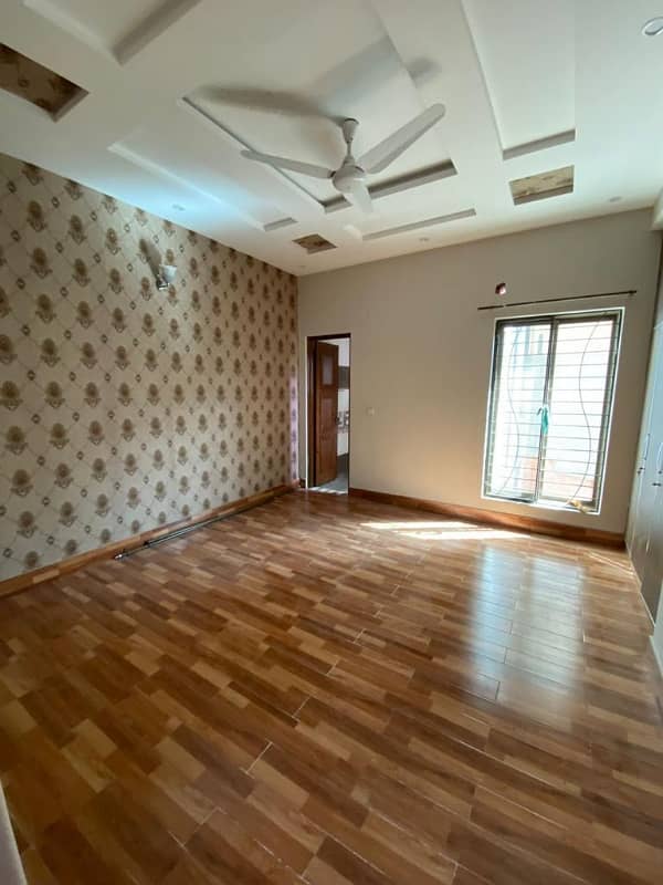 8 Marla VIP Brand New Full Tile Floor VIP Lower Portion For Rent In Johar Town Phase 2 10