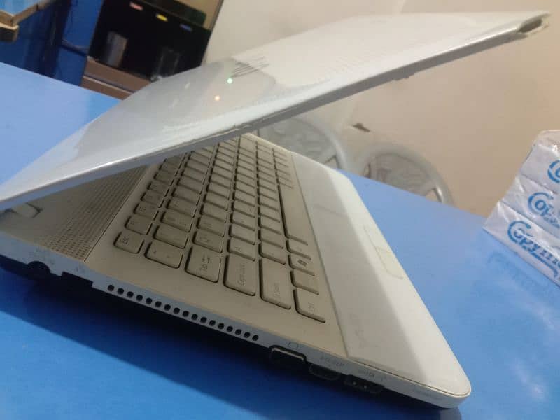 Sony Laptop 1