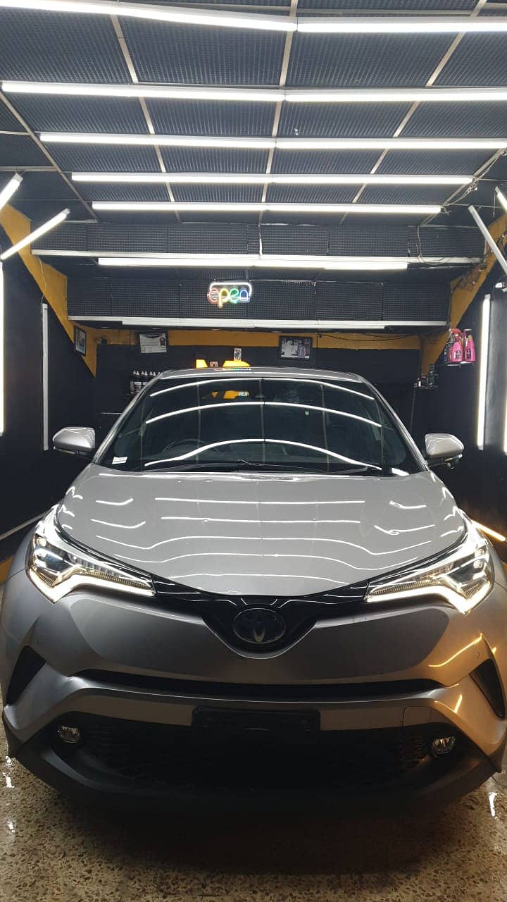 Toyota C-HR G-LED 2018 3