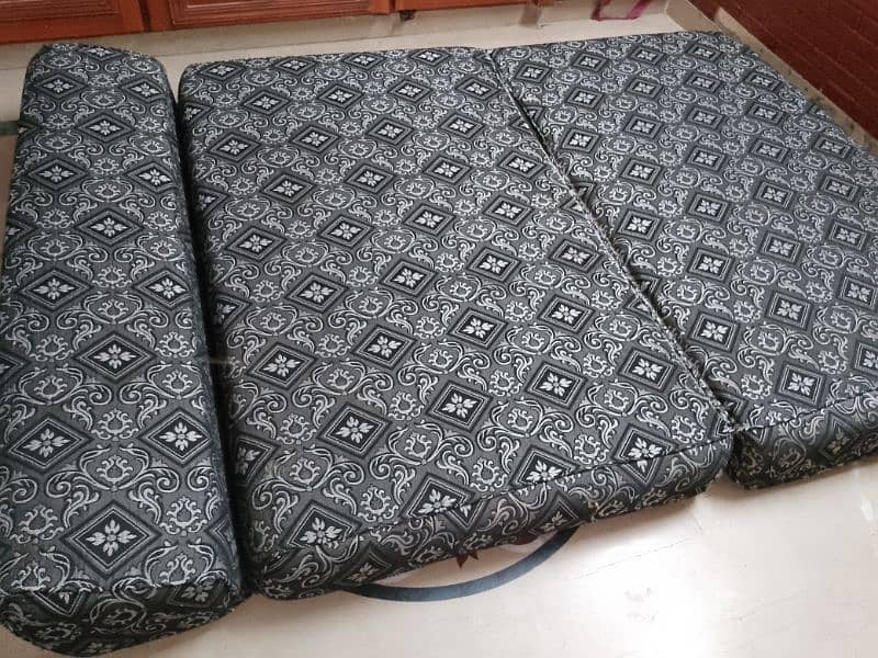 sofa cum bed condition 10/9 2