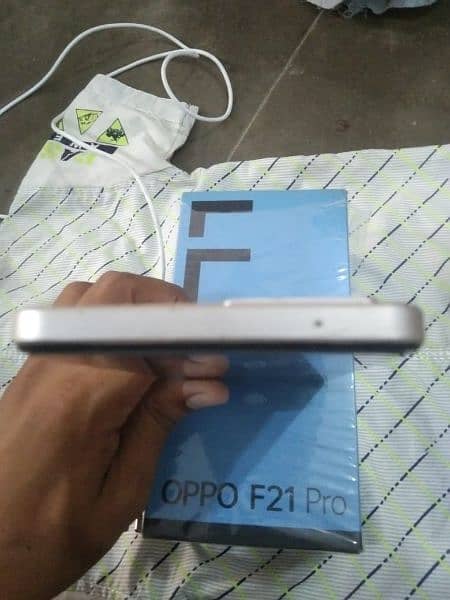 Oppo f21 pro 8+4  128  box   charger condition 10/9 1