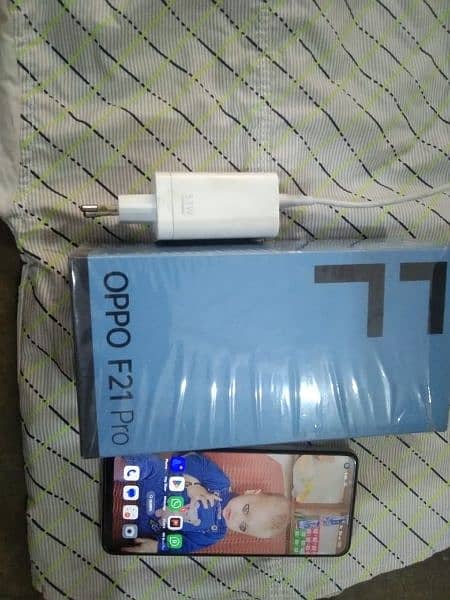 Oppo f21 pro 8+4  128  box   charger condition 10/9 3