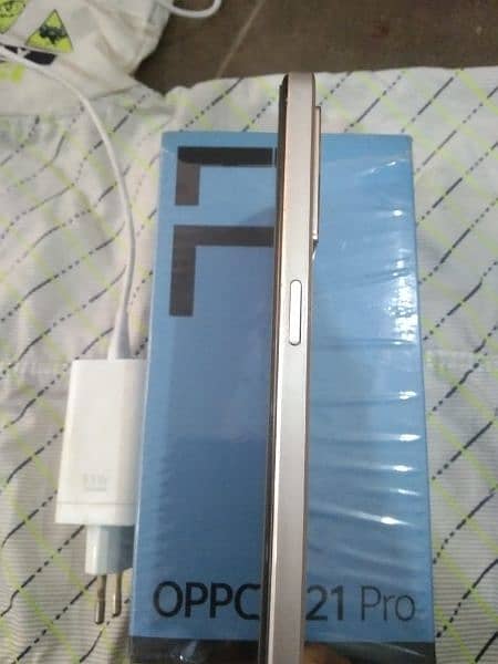 Oppo f21 pro 8+4  128  box   charger condition 10/9 5