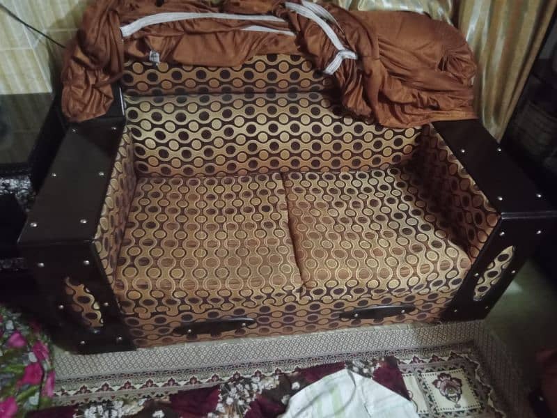 3 seater 2 seater 1 seater sofa set availabel for sale 1