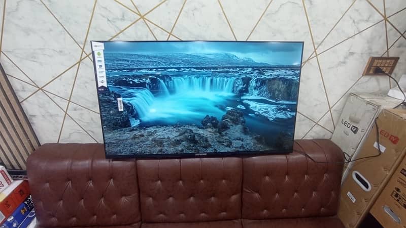 HOT SALE LED TV 43 INCH SAMSUNG SMART 4k UHD ANDROID BOX PACK 2