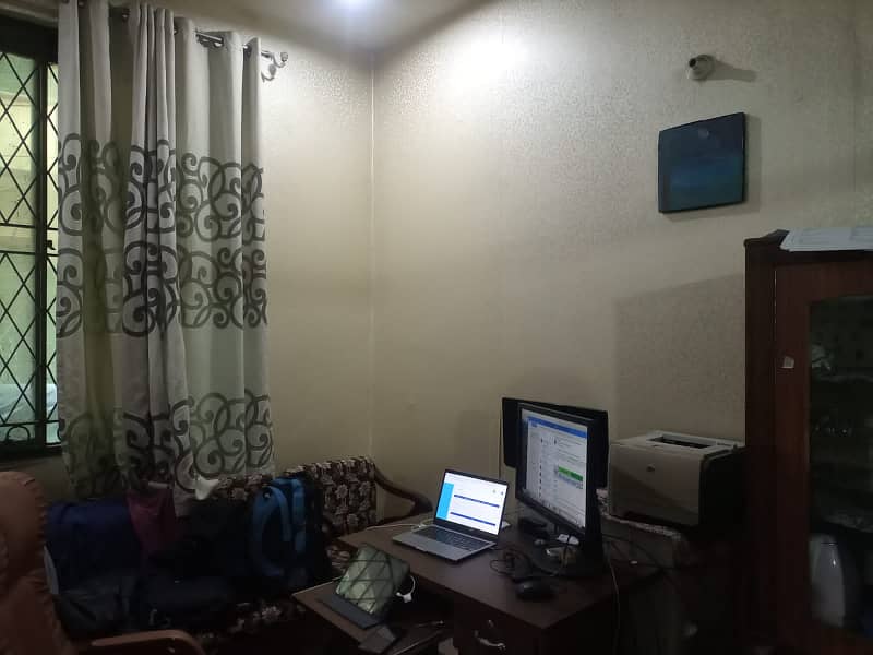 5MARLA LOWER PORTION FOR RENT JOHAR TOWN PHASE 1. 6