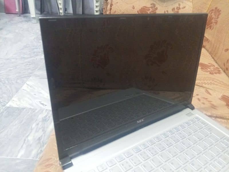 NEC i5 3rd ultrabook very slim and very light weight 200gm 2