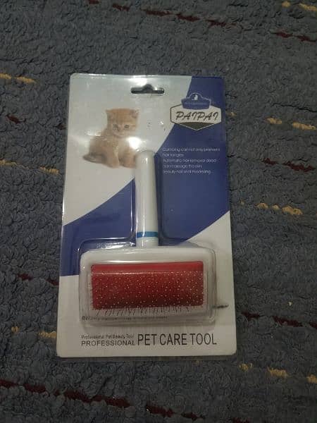 cat brush and nail cutter 1